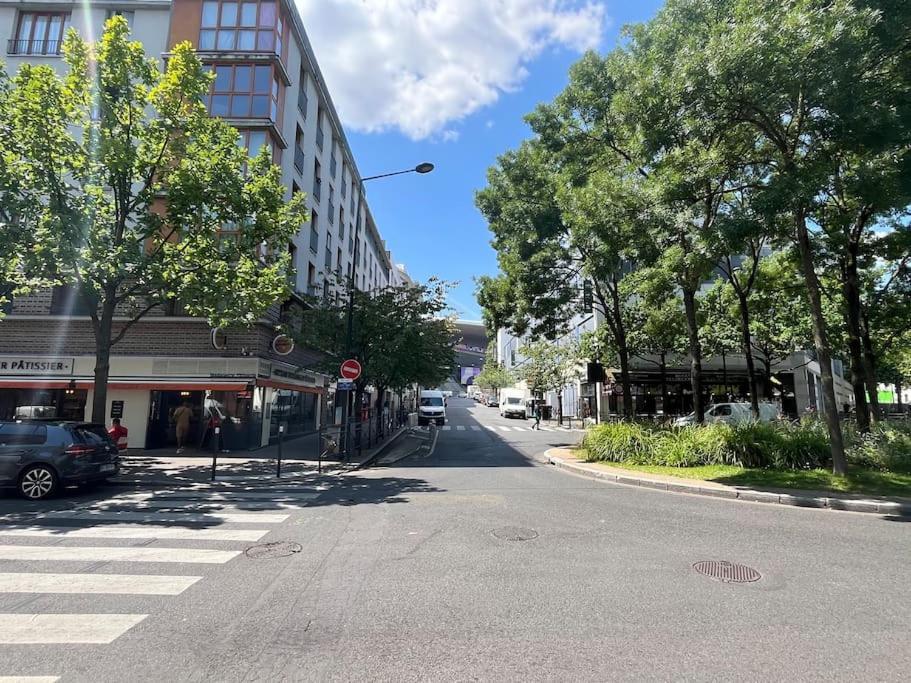 La Maison Rayofam, A 30 Min De Paris, A 5 Min Du Stade De France Saint-Denis-en-Margeride Exterior foto